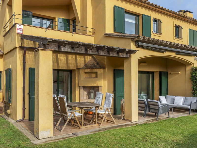 Смежная вилла в La Pastora, Льяфранк, Коста-Брава. Фото:  4