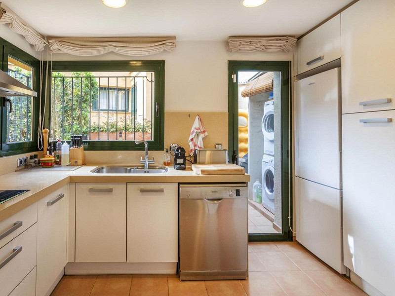 Смежная вилла в La Pastora, Льяфранк, Коста-Брава. Фото:  31