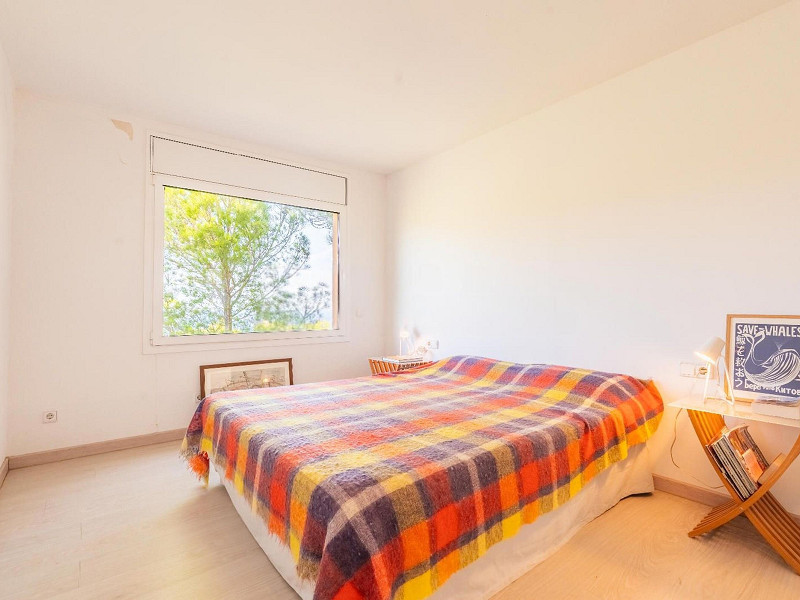 Дом с частным бассейном и панорамными видами на море в Айгуаблава, Бегур, Коста-Брава. Фото:  18