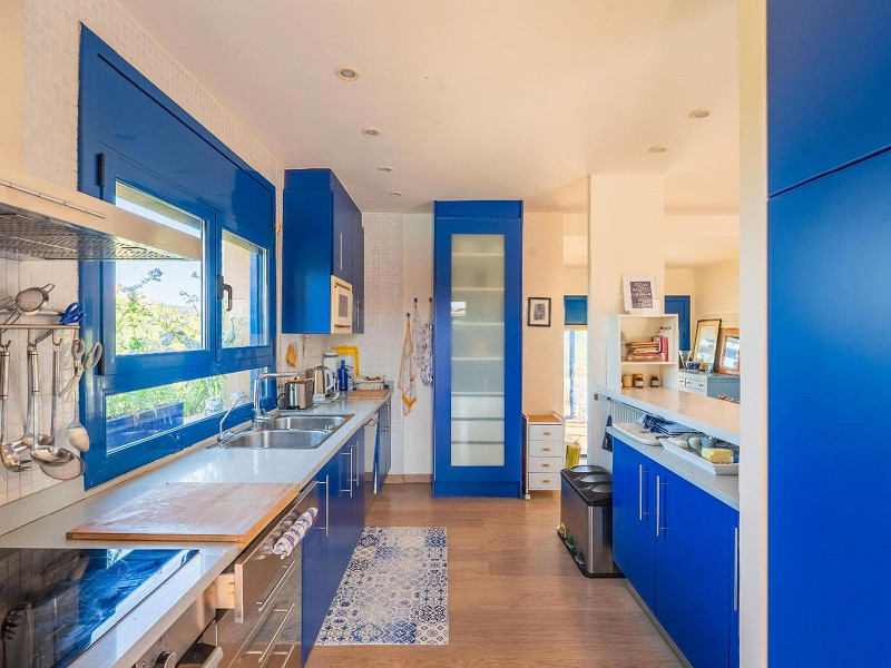 Дом с частным бассейном и панорамными видами на море в Айгуаблава, Бегур, Коста-Брава. Фото:  23