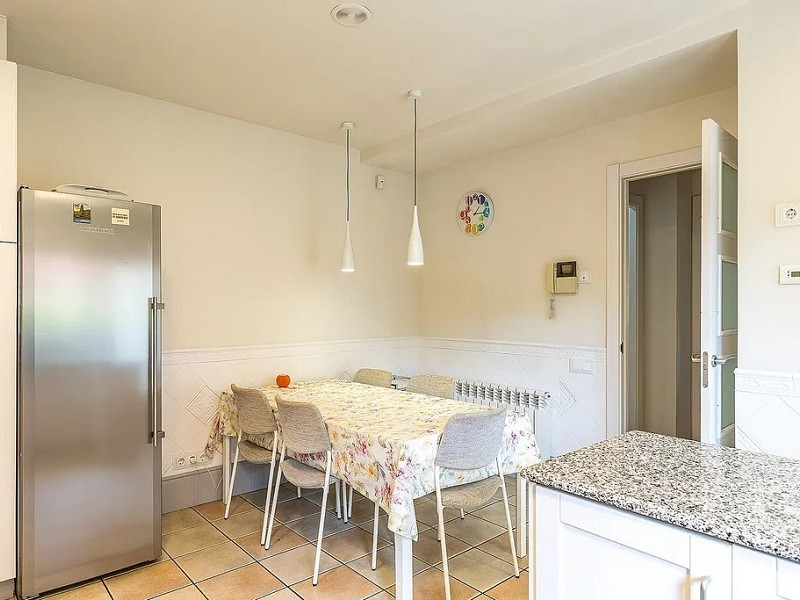 Эксклюзивный дом класса люкс с частным садом и бассейном в Гава-Мар, в 2 минутах от моря. Фото:  14