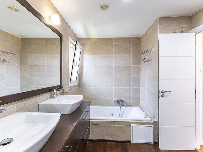 Эксклюзивный дом класса люкс с частным садом и бассейном в Гава-Мар, в 2 минутах от моря. Фото:  24