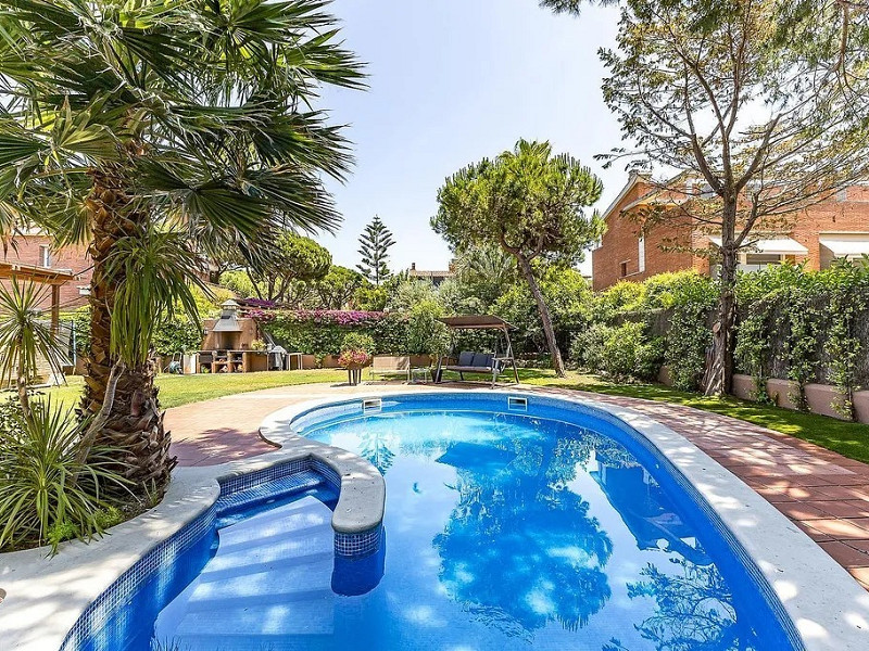 Эксклюзивный дом класса люкс с частным садом и бассейном в Гава-Мар, в 2 минутах от моря. Фото:  41