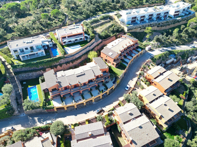 Смежный дом с видом на море в Бегуре, Коста-Брава. Фото:  2