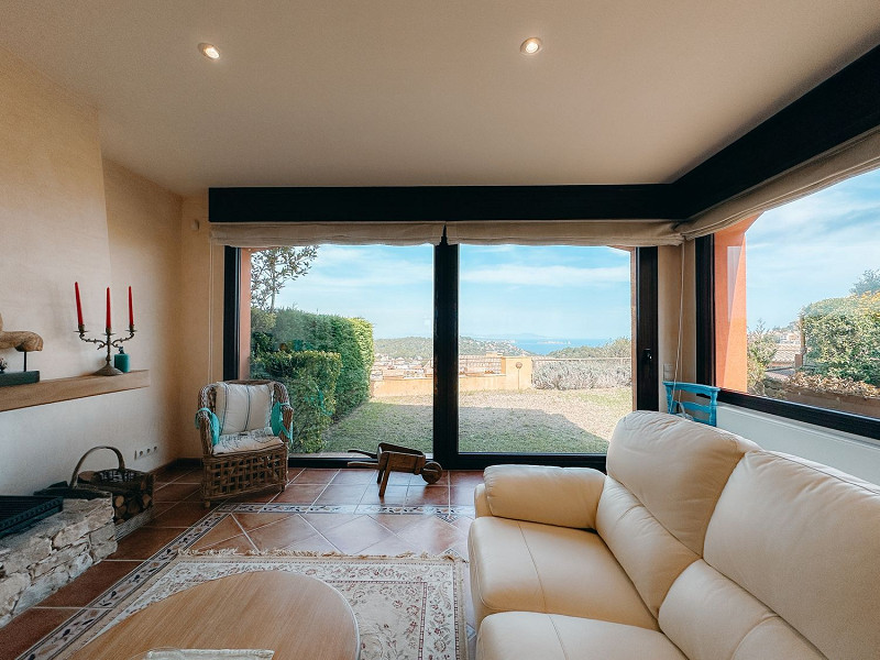 Смежный дом с видом на море в Бегуре, Коста-Брава. Фото:  4