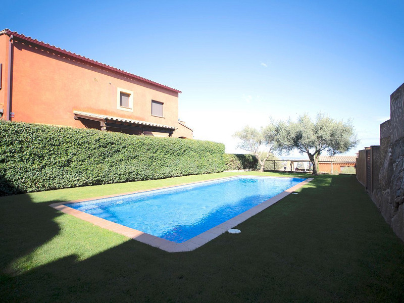 Смежный дом с видом на море в Бегуре, Коста-Брава. Фото:  27