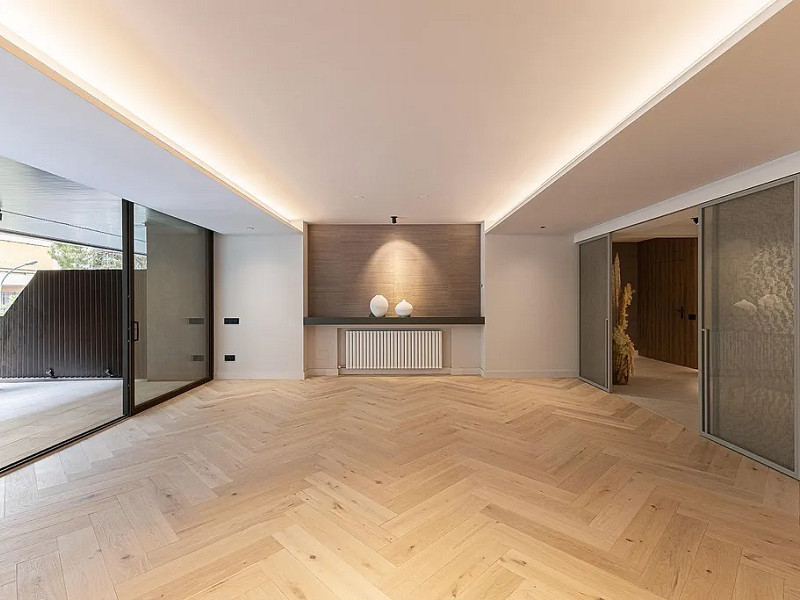 Роскошная отремонтированная резиденция с террасой в Туро Парк — Барселона. Фото:  6