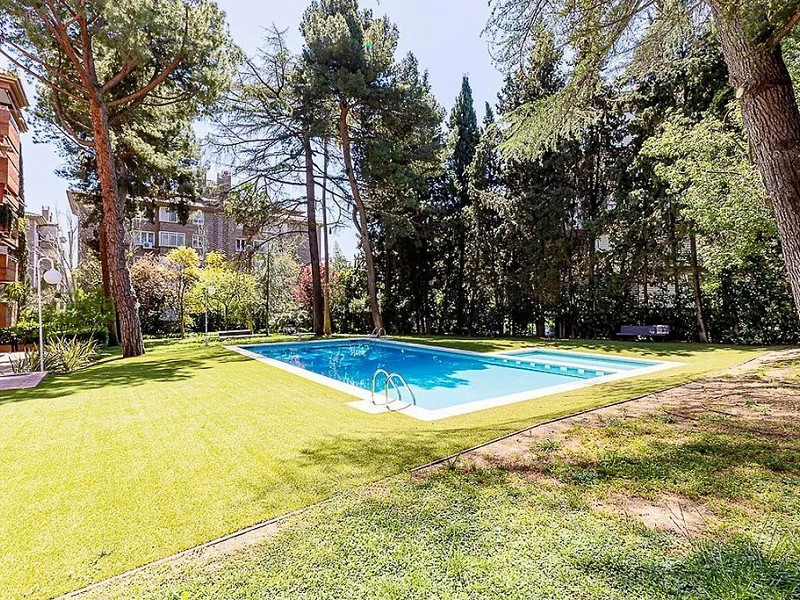 Квартира на первом этаже с общим бассейном в Педральбес — Барселона. Фото:  7