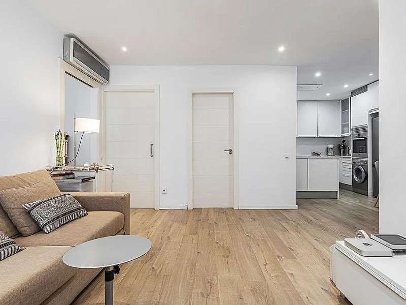 Квартира на первом этаже с общим бассейном в Педральбес — Барселона. Фото:  12