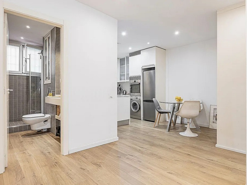 Квартира на первом этаже с общим бассейном в Педральбес — Барселона. Фото:  14