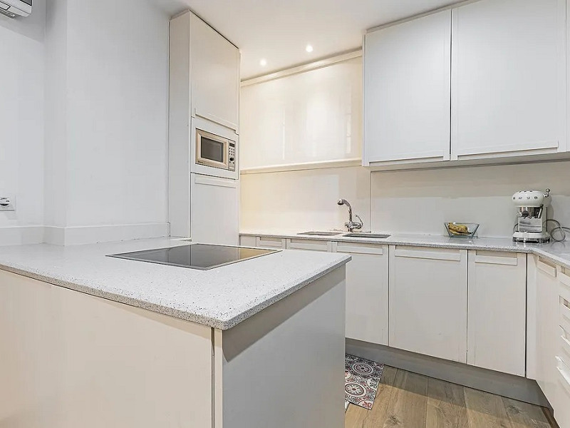 Квартира на первом этаже с общим бассейном в Педральбес — Барселона. Фото:  21