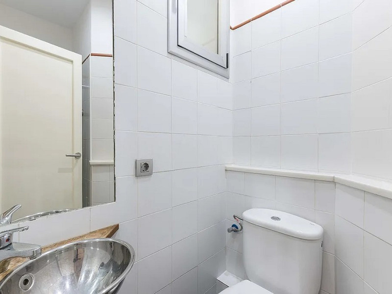 Светлая cемейная квартира в сердце района Саррия — Барселона. Фото:  31