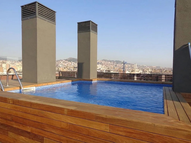 Apartamento de lujo con piscina comunitaria en Sant Gervasi-Galvany – Barcelona