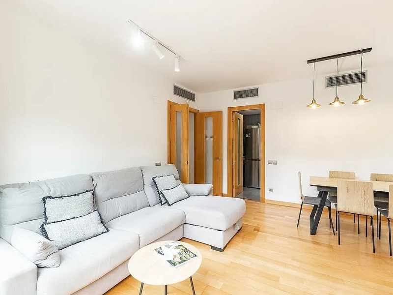 Уютная квартира с частной террасой и бассейном в районе Кан Матас. Фото:  3