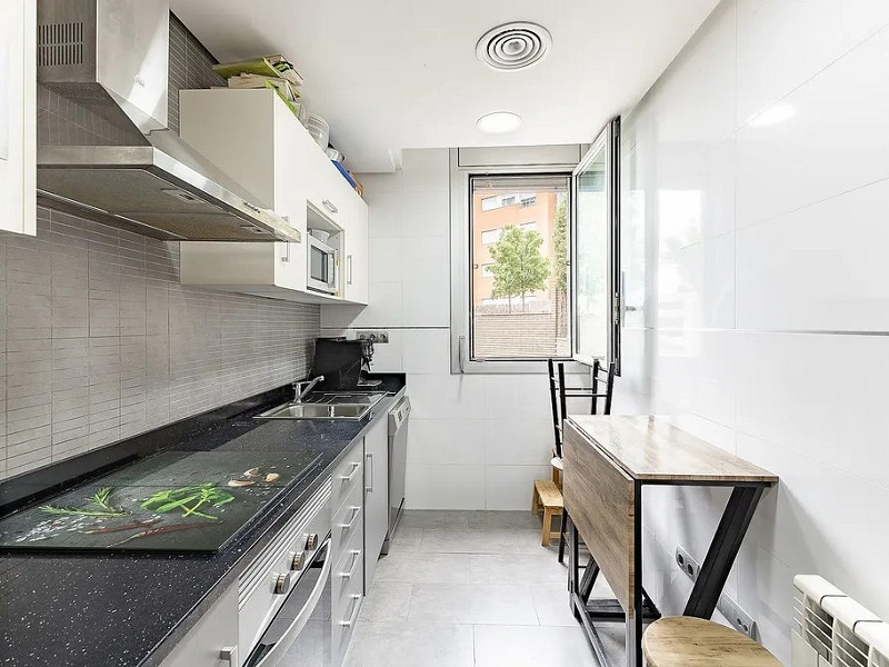 Уютная квартира с частной террасой и бассейном в районе Кан Матас. Фото:  12