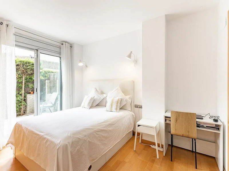 Уютная квартира с частной террасой и бассейном в районе Кан Матас. Фото:  18