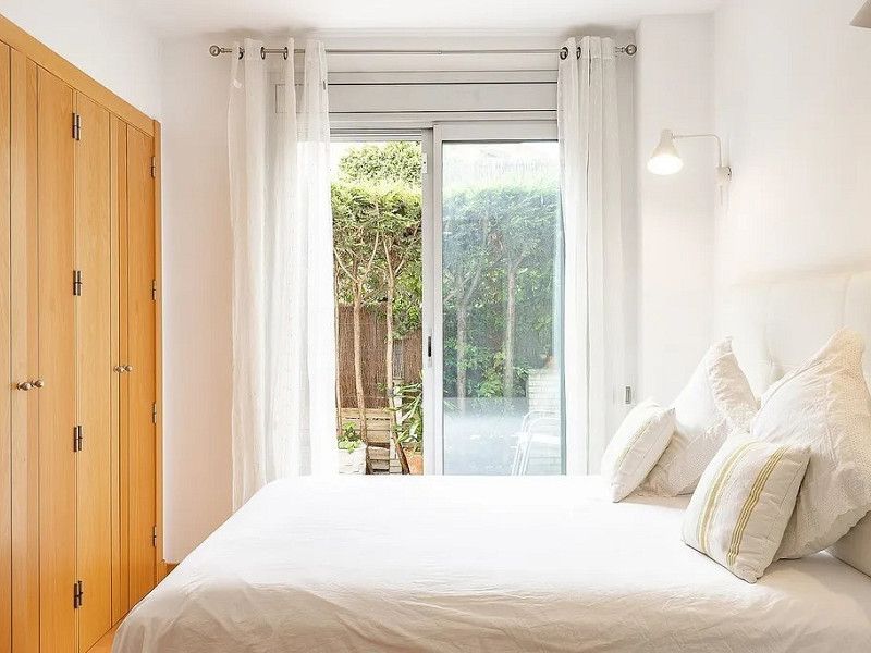 Уютная квартира с частной террасой и бассейном в районе Кан Матас. Фото:  19