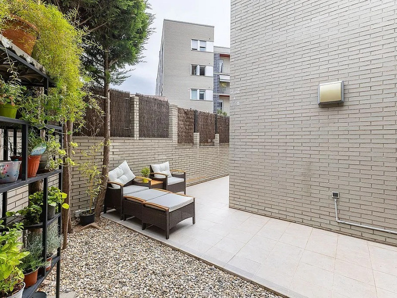 Уютная квартира с частной террасой и бассейном в районе Кан Матас. Фото:  29