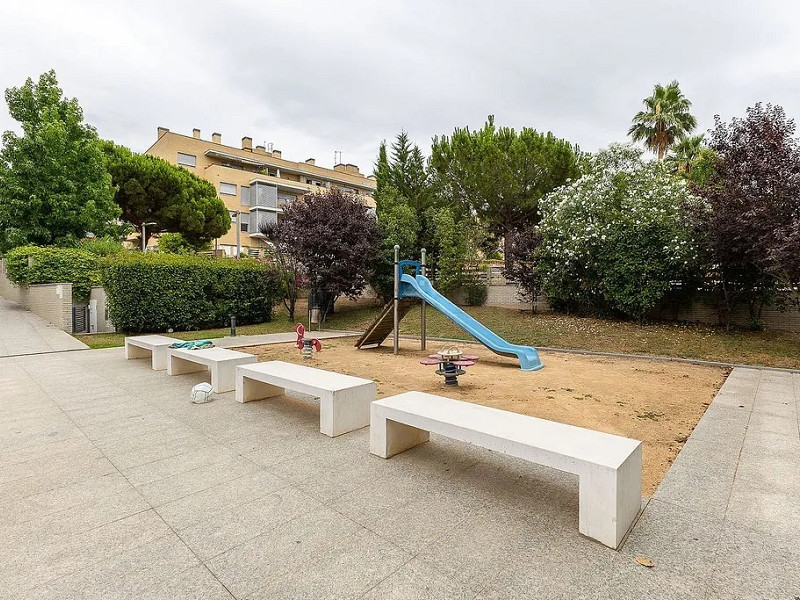 Уютная квартира с частной террасой и бассейном в районе Кан Матас. Фото:  47