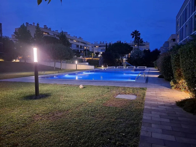 Уютная квартира с частной террасой и бассейном в районе Кан Матас. Фото:  50