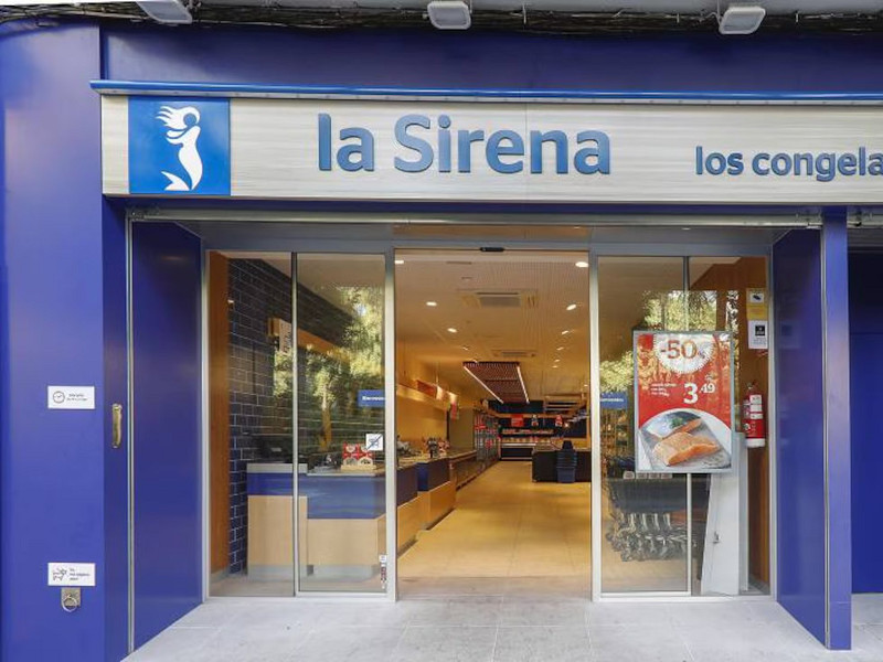 Коммерческое помещение под супермаркет в Мадриде c надежным арендатором. Фото:  1