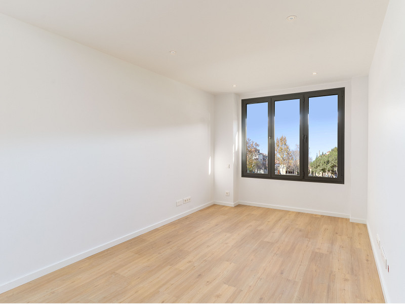 Modern Residential Complex Tres Creus Near the City Center, in Sabadell, Barcelona. Photo:  2