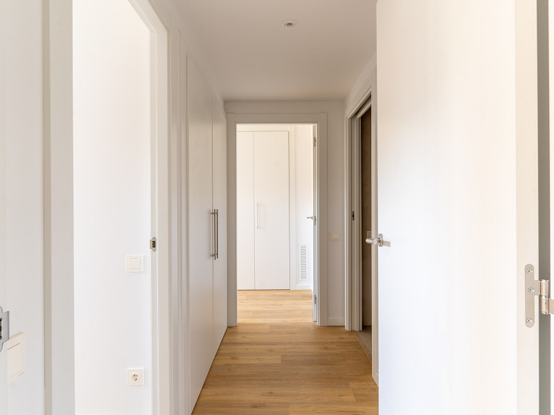 Modern Residential Complex Tres Creus Near the City Center, in Sabadell, Barcelona. Photo:  6