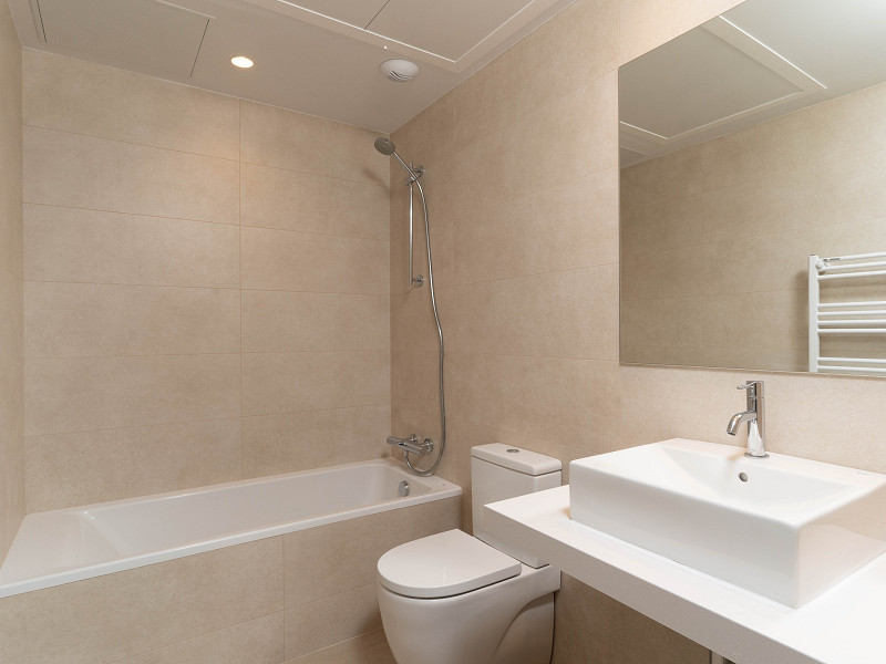 Modern Residential Complex Tres Creus Near the City Center, in Sabadell, Barcelona. Photo:  9