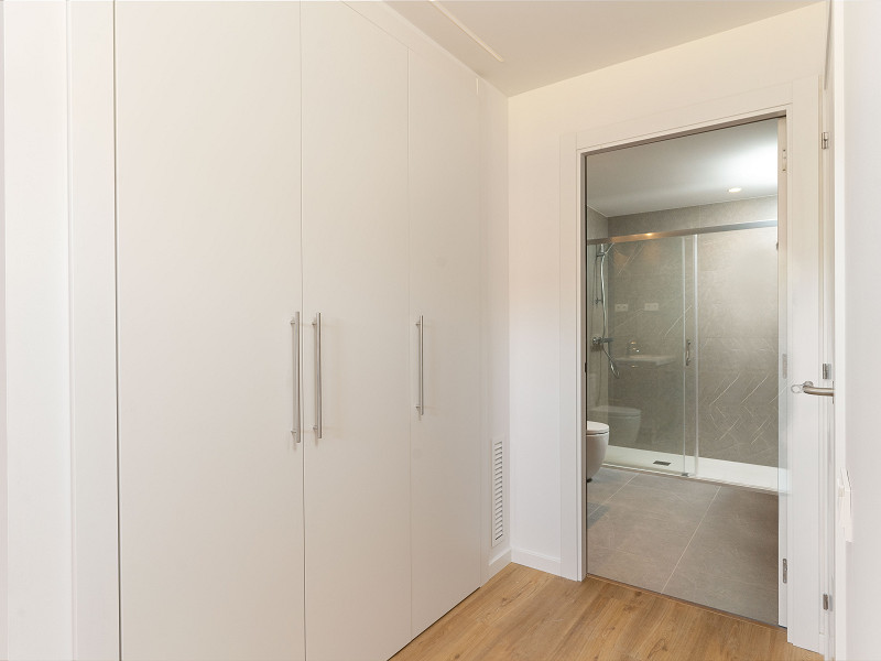 Modern Residential Complex Tres Creus Near the City Center, in Sabadell, Barcelona. Photo:  11