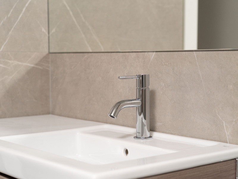 Modern Residential Complex Tres Creus Near the City Center, in Sabadell, Barcelona. Photo:  17