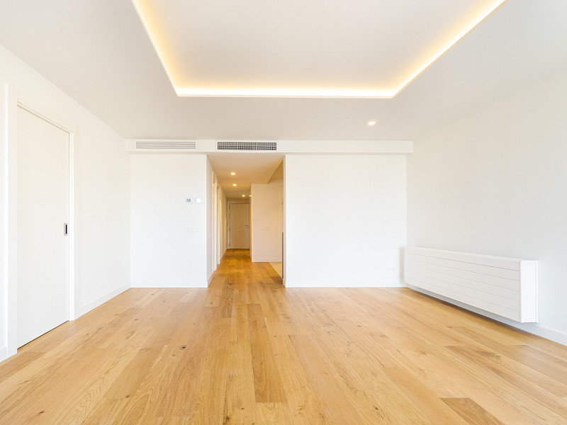 Stylish Renovated Apartment on Casanova Street in the Eixample District, Barcelona. Photo:  7