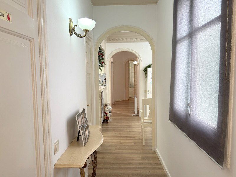 Центр эстетики и клиника физиотерапии в районе Эшампле, Барселона. Фото:  4