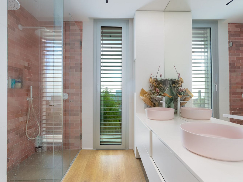 Эксклюзивный дом класса люкс с видом на море в Тейя, Барселона. Фото:  10