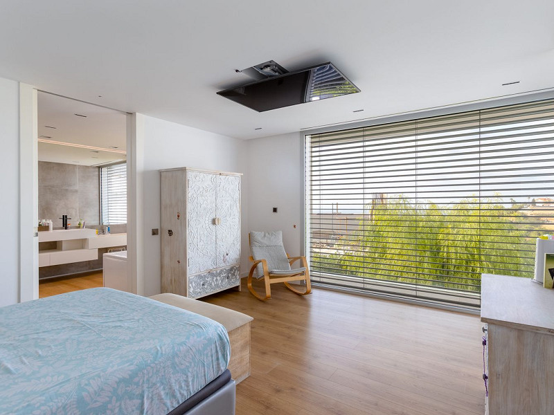 Эксклюзивный дом класса люкс с видом на море в Тейя, Барселона. Фото:  19