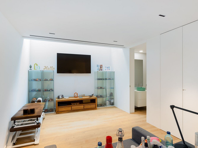 Эксклюзивный дом класса люкс с видом на море в Тейя, Барселона. Фото:  28