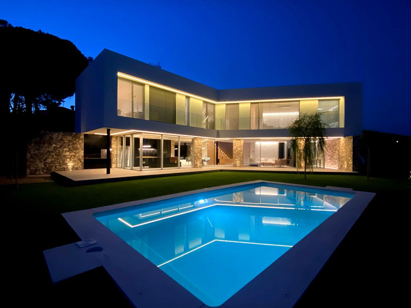 Эксклюзивный дом класса люкс с видом на море в Тейя, Барселона. Фото:  34