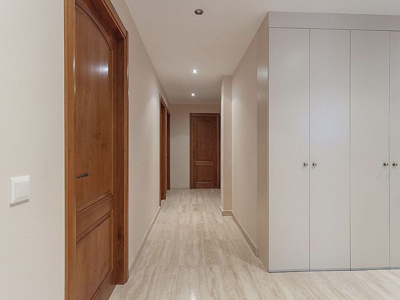 Villa de lujo de estilo clásico frente al mar en la Costa Brava, situada en la prestigiosa urbanización La Montgoda, Lloret de Mar. Foto:  18