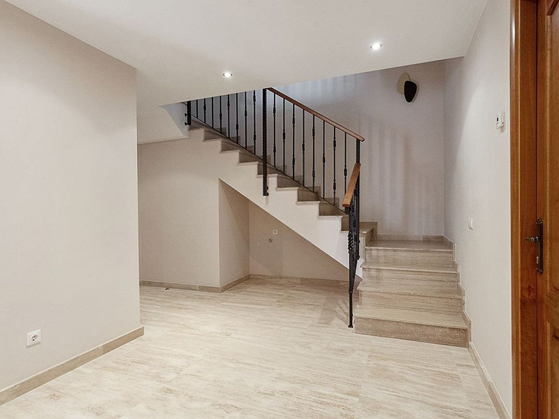 Villa de lujo de estilo clásico frente al mar en la Costa Brava, situada en la prestigiosa urbanización La Montgoda, Lloret de Mar. Foto:  14