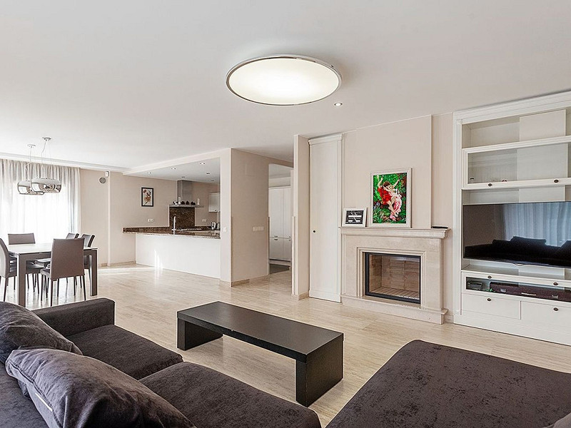 Villa de lujo de estilo clásico frente al mar en la Costa Brava, situada en la prestigiosa urbanización La Montgoda, Lloret de Mar. Foto:  4