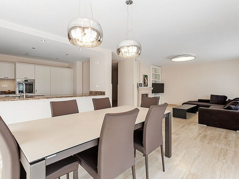 Villa de lujo de estilo clásico frente al mar en la Costa Brava, situada en la prestigiosa urbanización La Montgoda, Lloret de Mar. Foto:  5