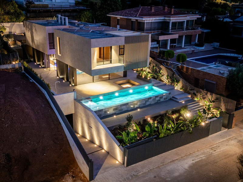 Роскошная вилла, готовая к заселению, в Тейя. Фото:  18