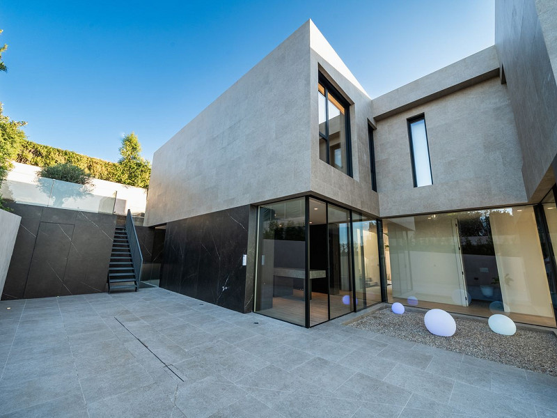 Роскошная вилла, готовая к заселению, в Тейя. Фото:  24