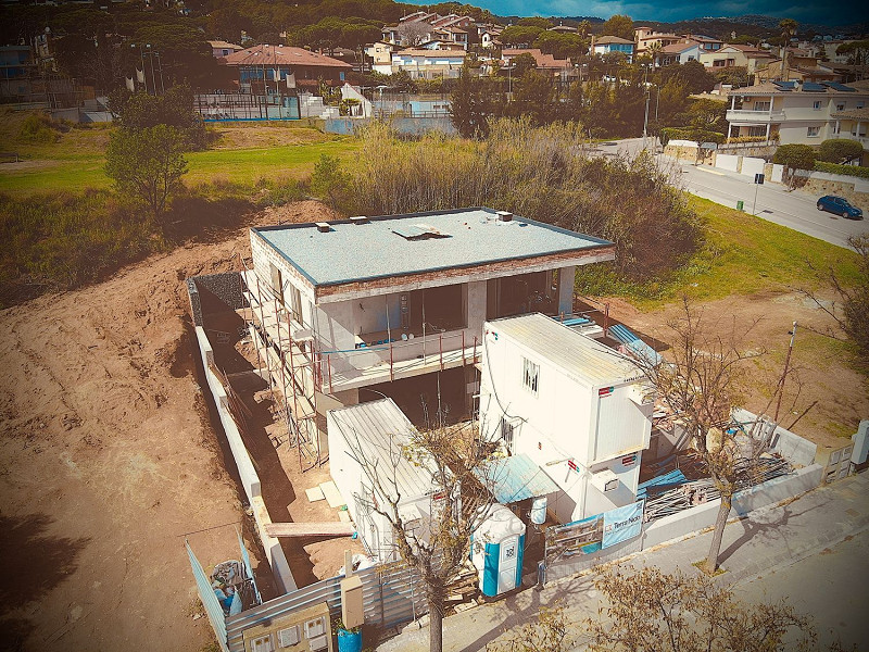 Новая элитная вилла с видом на море и первоклассной отделкой в Вилассар-де-Дальт, Барселона. Фото:  2