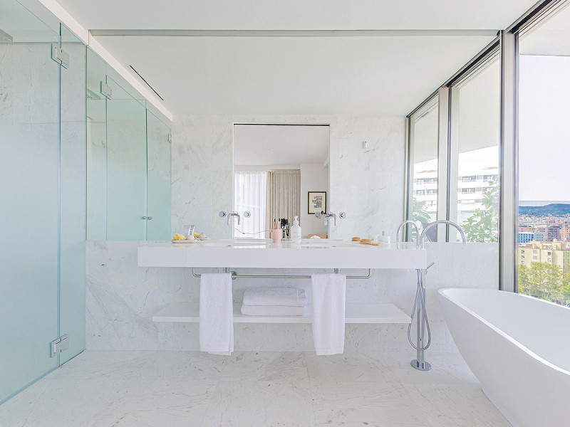 Luxury New Development on the Frontline of the Sea in Diagonal Mar, Barcelona. Photo:  16