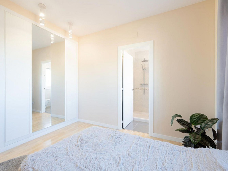 High-End Contemporary Villa with Garden and Pool in Sant Cugat del Valles, Barcelona. Photo:  14