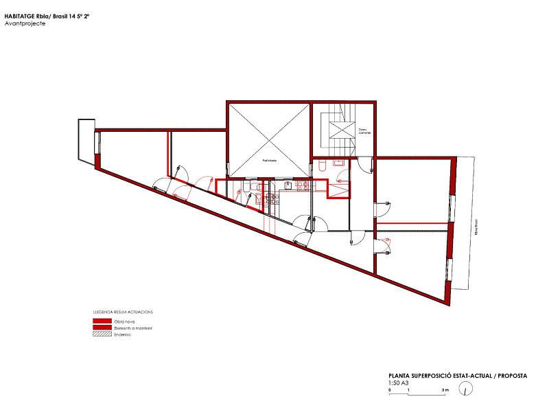 Квартира на верхнем этаже с двумя ориентациями и балконами в Сантс, Барселона. Фото:  2