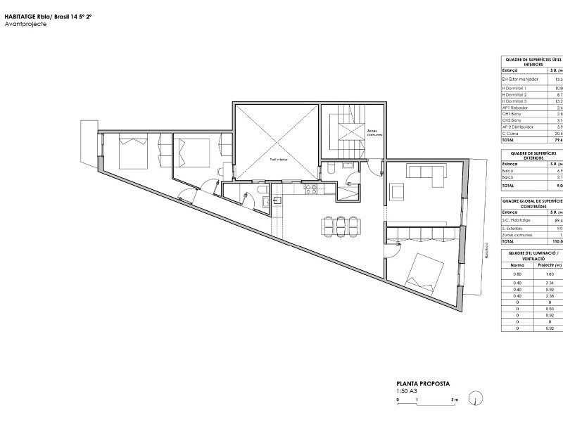 Квартира на верхнем этаже с двумя ориентациями и балконами в Сантс, Барселона. Фото:  3