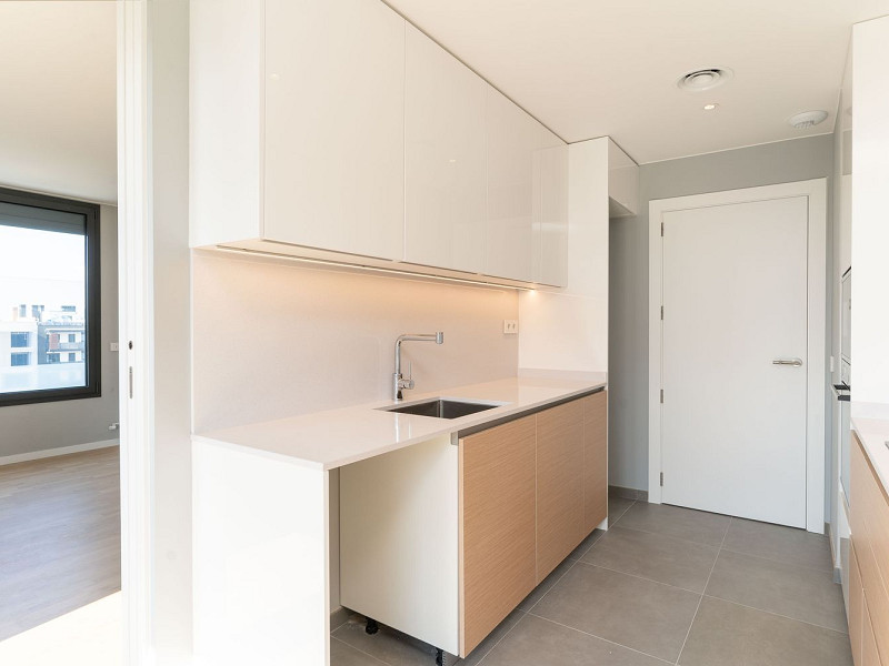 Жилой комплекс Marenostrum в Бадалоне, всего в 3 км от Барселоны. Фото:  6