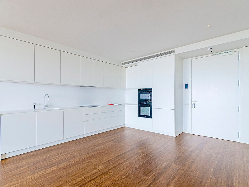 Элитная новостройка на первой линии моря в Диагональ Мар, Барселоне. Фото:  3