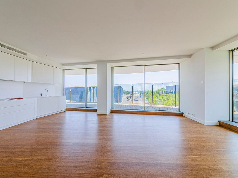 Obra nueva de lujo frente al mar en Diagonal Mar, Barcelona. Foto:  8